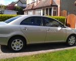 Toyota Avensis details