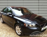 Volvo S40 details