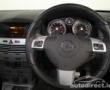 Opel Astra details