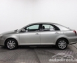 Toyota Avensis details