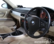 BMW 320 details