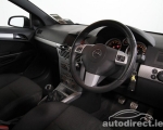 Opel Astra details